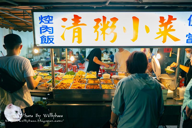 必吃道地港味厚蛋三文治，以西多士為主打的特色茶餐廳－香港西多士(桃園平鎮)