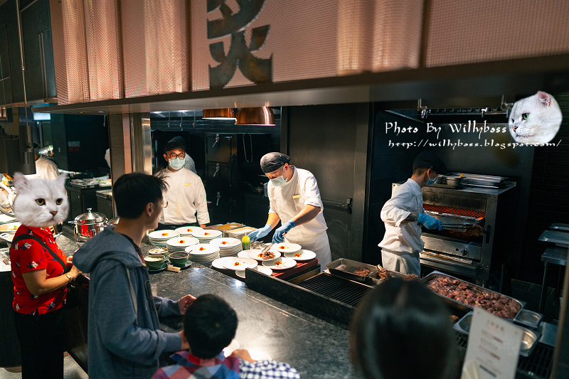 超越饗饗旭集的漢來海港新品牌－島語自助餐廳(台北南港) @威利博斯的白金殿堂