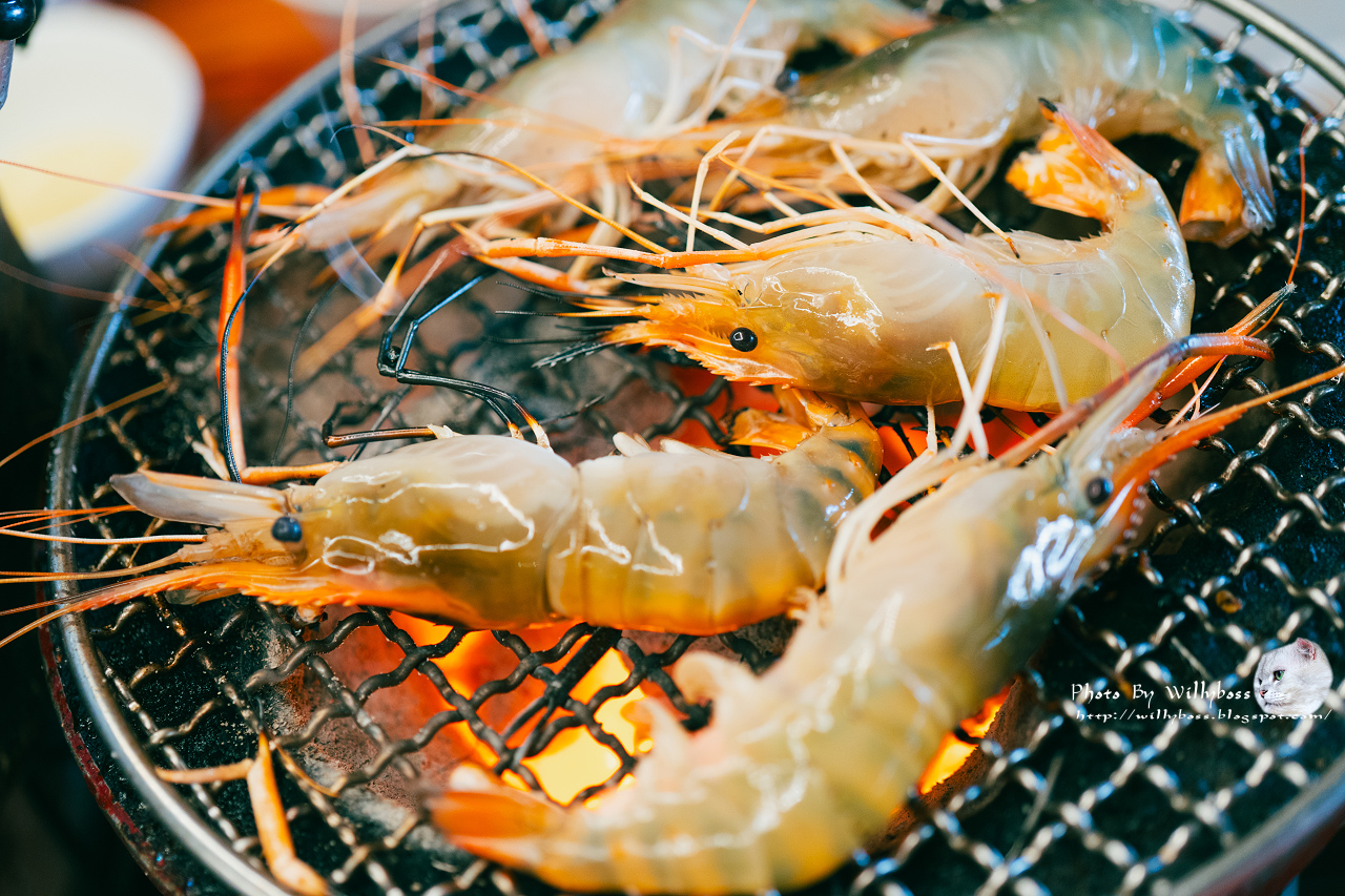 被燒烤耽誤的流水泰國蝦吃到飽－大象泰式美食館(桃園中壢) @威利博斯的白金殿堂